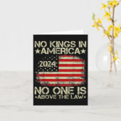 2024年アメリカの王なし誰も法を超えていない2 カード (黄色い花)