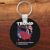 2024年アメリカ合衆国ダンビスト選挙地図 キーホルダー (正面)