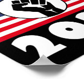 2024年アメリカ国旗の愛国者を掲げた最初のトランプ ポスター (角)