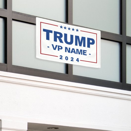 2024年カスタムトランプ副大統領 横断幕 (ビルの外側)
