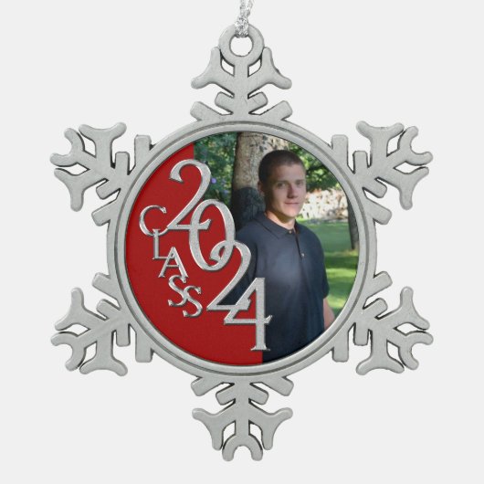 2024年クラスの赤い卒業写真 スノーフレークピューターオーナメント (正面)