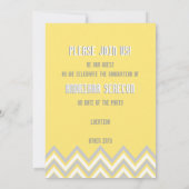 2024年シェブロンモダンイエロー卒業のクラス 招待状 (裏面)