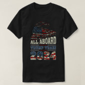 2024年トランプ列車に乗ってすべてヴィンテージアメリカ国旗  Tシャツ (デザイン正面)