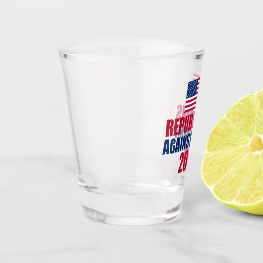2024年トランプ選挙反対の共和党員 ショットグラス (左)