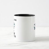 2024年ドローン侵攻を生き抜いた マグカップ (中央)