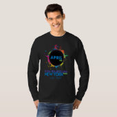 2024年ニューヨーク皆既日食 カラフルな総体 Tシャツ (正面フル)