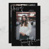 2024年卒業のミニマリストの白黒クラス 招待状 (正面/裏面)