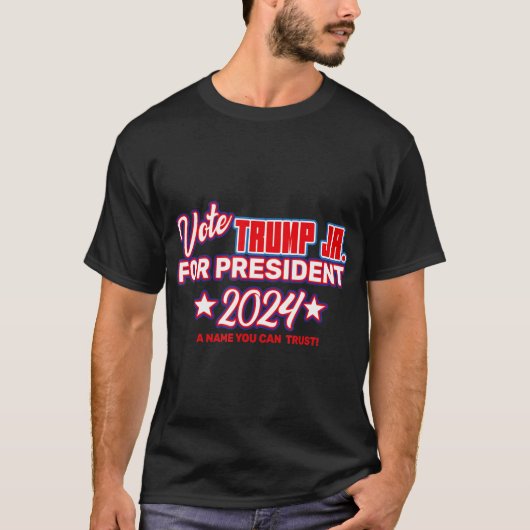 2024年大統領に投票トランプJRを投票 Tシャツ (正面)