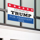 2024年大統領用ドナルド・トランプ 横断幕 (ビルの外側)