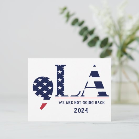 2024年大統領用Comma La Harris ポストカード (スタンド正面)