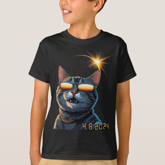 2024年太陽の日食メガネをかけている日食ネコ1 Tシャツ (正面)