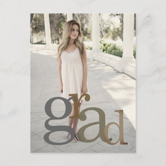 2024年度 現代的な卒業写真 ニュートラルな色調のお知らせ ポストカード (正面)