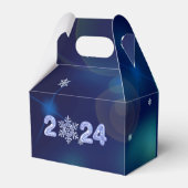 2024年新年おめでとうございますアイスナンバー&スノーフレーク フェイバーボックス (裏面サイド)