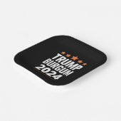 2024年米国大統領選挙のためのトランプ・バーガム ペーパープレート (傾斜あり)