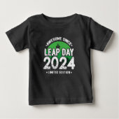 2024年素晴らし閏年日以後2月29誕生日 ベビーTシャツ (正面)