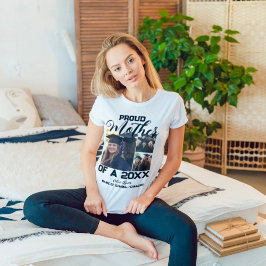 2024年誇りを持った卒業のお母さん Tシャツ