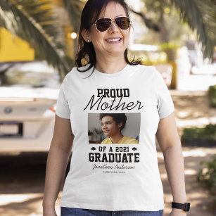 2024年誇りを持った卒業の母 Tシャツ