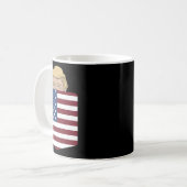 2024年4月4日のアメリカ選挙戦で コーヒーマグカップ (正面左)
