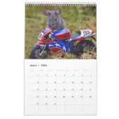 2024新しいログパイルハウスでマウスをジョージ カレンダー (3月 2026)