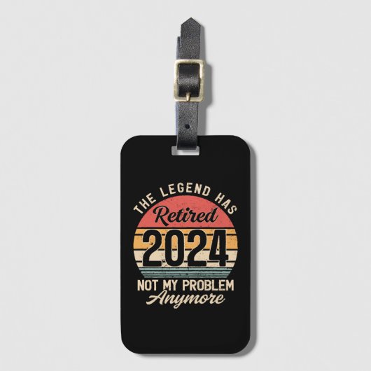 2024退職したはもう問題ではない ラゲッジタグ (正面縦)