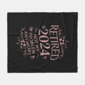 2024退職した年はもう私の問題ではない退職 フリースブランケット (正面(横))