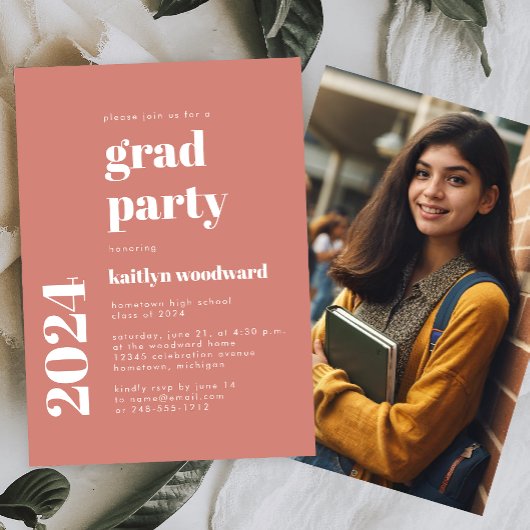 2024 フォト ボールド タイポグラフィー テラコッタ 卒業パーティー 招待状