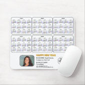 2024 - 2029カレンダロ企業のゴの写真（白） マウスパッド (マウス)