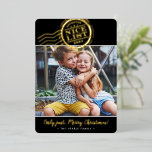 2024 CHRISTMAS PHOTO cute Nice List stamp black 箔シーズンカード<br><div class="desc">by kat massard >>> WWW.SIMPLYSWEETPAPERIE.COM <<<シャイニーなホイルにスタンプデザインことわざ「NICE LIST」を搭載したおもしろカードデザイン。ポートレートスタイルは、あなたの美しい家族も背の高い写真で表示する。連絡もし救済の写真をkat@simplysweetpaperie.comに収める</div>