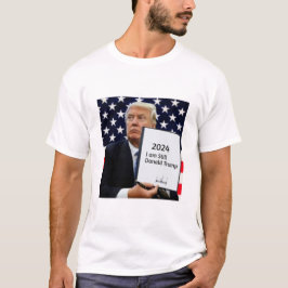 2024 I am Still Donald Trump Tシャツ