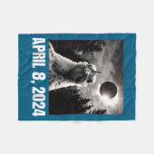 2024 Solar Eclipse Funny Chicken Selfie フリースブランケット (正面(横))