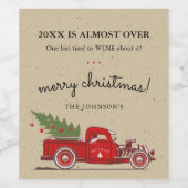 2025はおもしろいほぼ赤トラックの名前の休日を超えている ワインラベル