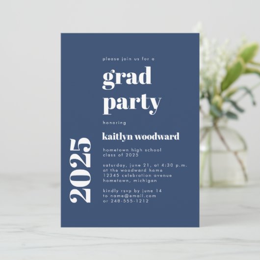 2025はっきりしたタイポグラフィネイビーブルー卒業党 招待状 (スタンド正面)