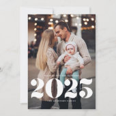 2025はっきりしたタイポグラフィ縦型写真新年 シーズンカード (正面)