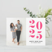 2025ホットピンクはっきりしたタイポグラフィ新年写真 シーズンカード (スタンド正面)