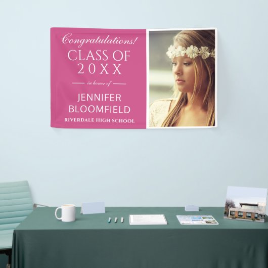 2025モダン年のピンクの白い写真卒業クラス 横断幕 (トレードショー)