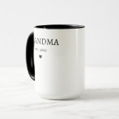 2025年おばあちゃんとおじいちゃんに昇進 マグカップ (正面左)