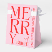 2025年と明モダンるい赤メリーピンクのクリスマス フェイバーボックス (裏面サイド)