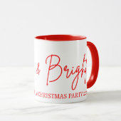 2025年と明モダンるい赤メリーピンクのクリスマス マグカップ (正面右)