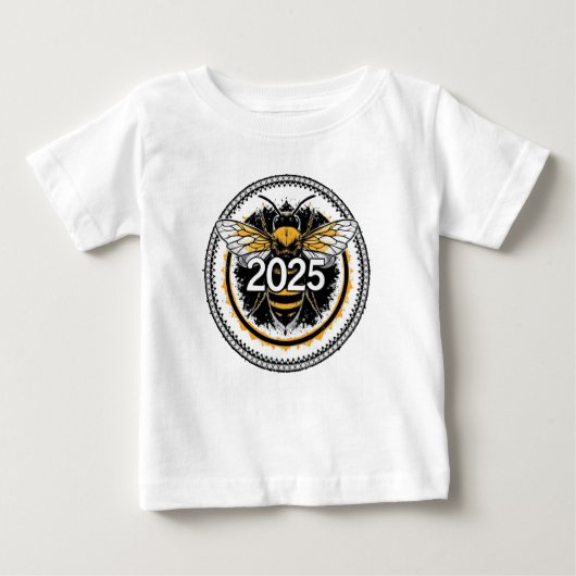 2025年にブンブン飛ぶ：蜂のための年！ ベビーTシャツ (正面)