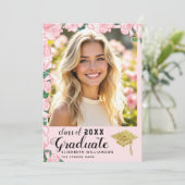 2025年のクラスのピンクのフローラワンフォト卒業 案内状 (スタンド正面)