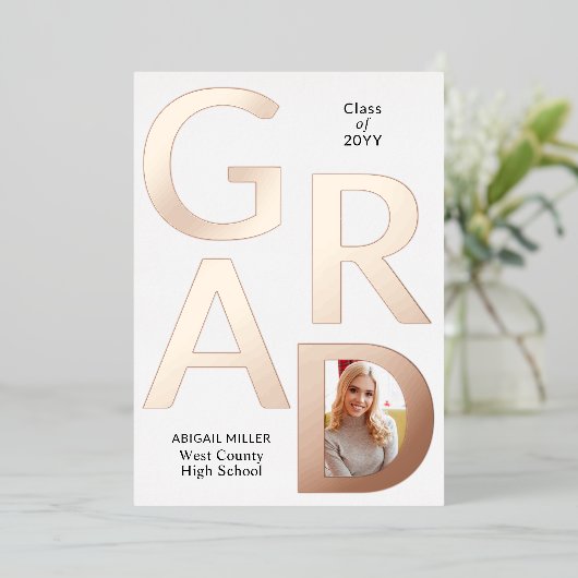 2025年のフォトフォイル卒業発表のクラス 箔招待状 (立ち正面)