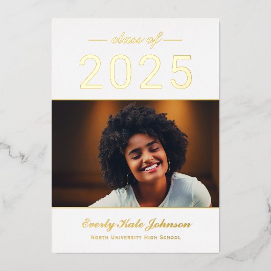 2025年のモダン金ゴールドエレガント写真の卒業 箔招待状 (正面)