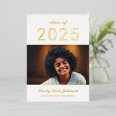 2025年のモダン金ゴールドエレガント写真の卒業 箔招待状 (立ち正面)