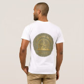 2025年の光るコンパス・マウンテン・アウトドアTシャツ Tシャツ (裏面フル)