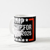 2025年の刑務所のトランプ コーヒーマグカップ (正面左)