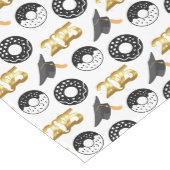 2025年の卒業式のドーナツと度モダン ミディアムテーブルランナー (コーナー)