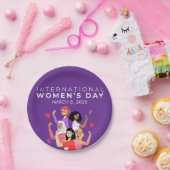 2025年の女性国際的デーのアクションを加速 ペーパープレート (パーティー)