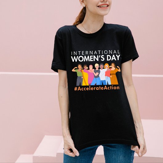 2025年の女性国際的デーのアクションを加速 Tシャツ