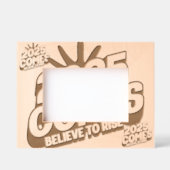 「2025年の成功に向けた視覚的なブループリントの登場」 レーザー彫刻フレーム (正面)