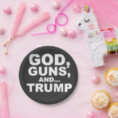 2025年の神、銃、トランプ就任式の日 ペーパープレート (パーティー)